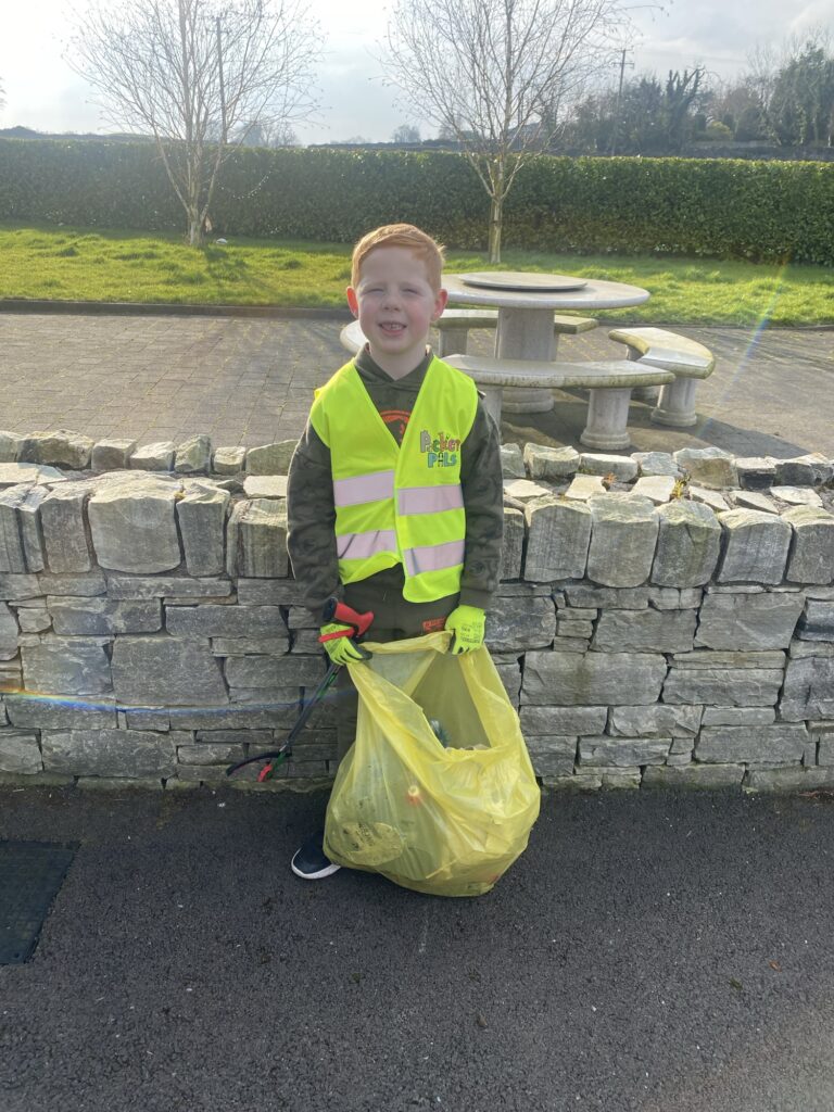 Well done to our young Picker Pals , helping keep Raphoe litter free